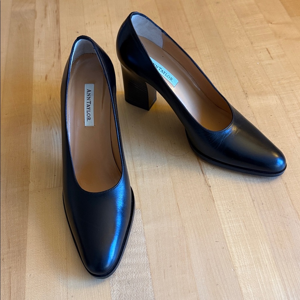 NEW* Vintage Ann Taylor Block Heels Pumps Black Leather Made in Italy 🇮🇹 NWOB